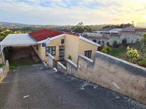 3 Bed House in Newlands West