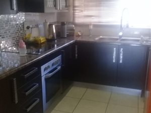 3 Bed House in Rondebult