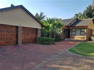 3 Bed House in Rooihuiskraal