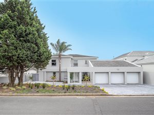 5 Bed House in Welgedacht