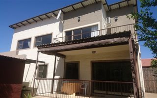 3 Bedroom Townhouse in Bloemfontein