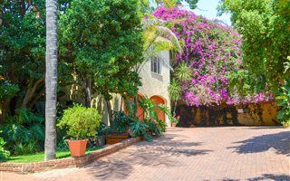 4 Bedroom House in Erasmusrand
