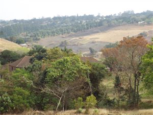 1.8 ha Land available in Crestholme