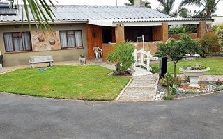 3 Bedroom House in Belmont Park