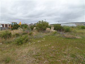 1200 m² Land available in Mossel Bay Central