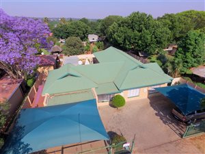 5 Bed House in Clubview