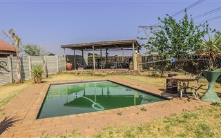 5 Bedroom House in Rietvlei View