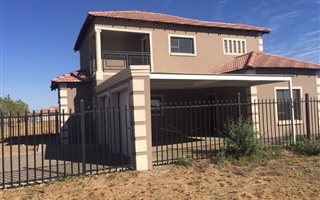 3 Bedroom House in Eden Park