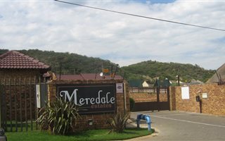 3 Bedroom Townhouse in Meredale
