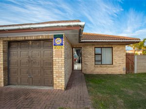 2 Bed House in Uitzicht