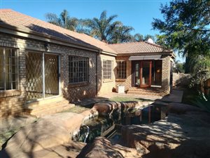 3 Bed House in Eldoraigne