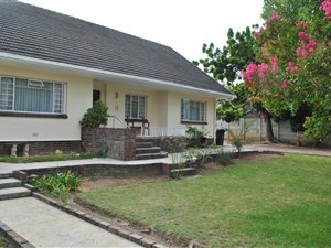 3 Bed House in Briza
