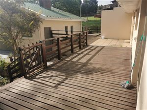 5 Bed Duet in Knysna Central