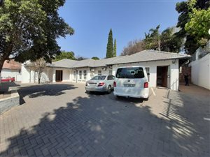 430 m² Commercial space in Moreleta Park