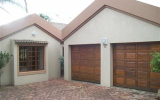 3 Bedroom Townhouse in Modimole (Nylstroom)