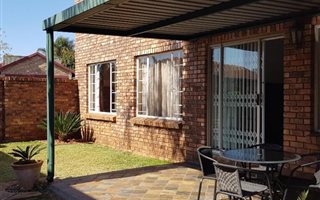 2 Bedroom Townhouse in Wierda Glen