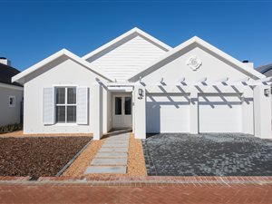 3 Bedroom House in Val de Vie