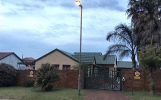 4 Bedroom House in Elandspark