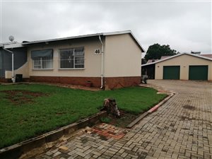 3 Bed House in Rensburg