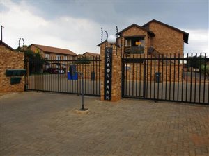 2 Bed Apartment in Clarina