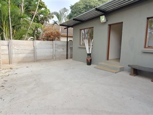 2 Bed Apartment in Hoedspruit