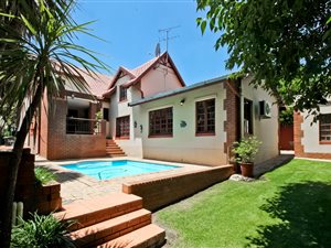 3 Bedroom House in Thornhill Estate