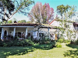 5 Bed House in White River