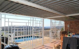 3 Bedroom House in Noordheuwel