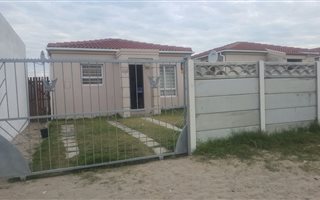 2 Bedroom House in Kalkfontein