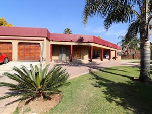 5 Bed House in Edleen