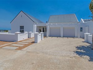 4 Bedroom House in Croydon Olive Estate