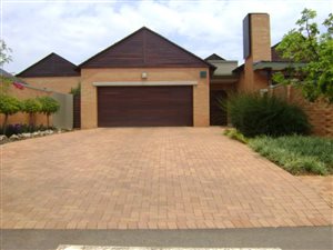 3 Bed House in Midstream Estate