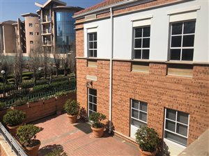 406 m² Commercial space in Bruma