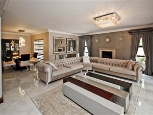 4 Bedroom Cluster in Bedfordview