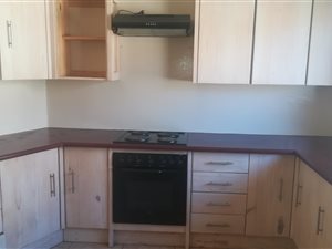 3 Bed House in Suidrand