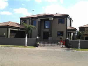 3 Bed Townhouse in Fochville