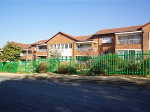 2 Bed Apartment in Victory Park