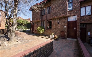 2 Bedroom Duplex in The Hill