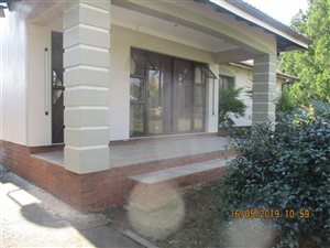 3 Bed House in Bisley