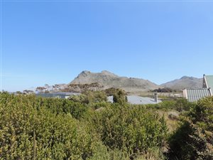 884 m² Land available in Pringle Bay