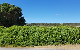 1628 m² Land available in Myoli Beach