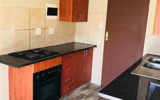 2 Bedroom Apartment in Pretoria Gardens