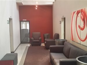 36 m² Office Space in Zwartkop