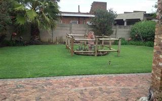 4 Bedroom House in Bonanne