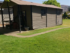 1 Bed Flat in Parktown Estate