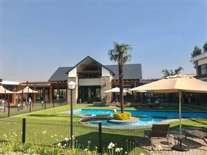3 Bedroom Apartment in Olivedale