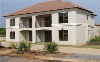 2 Bedroom Apartment in Melodie