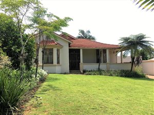 8 Bed House in Villieria