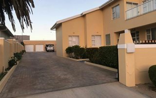 2 Bedroom House in Port Nolloth