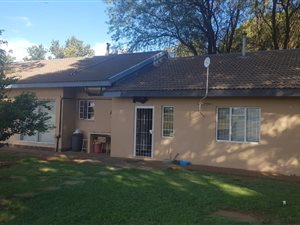 4.3 ha Farm in Roodewal and surrounds
